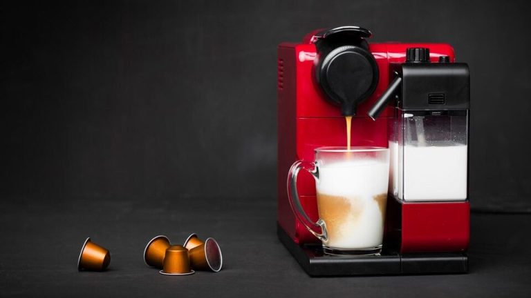 Maquina de café expresso com capsulas